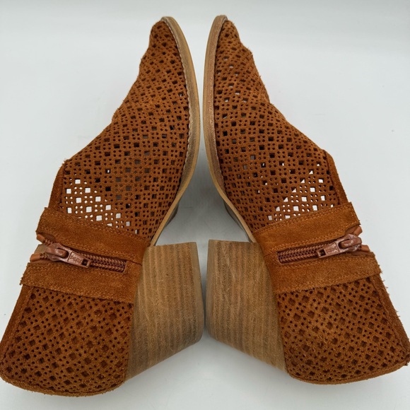 Free People Pandora D Orsay Laser Cut Out Brown Suede Shoe Boot Boho - Picture 10 of 14